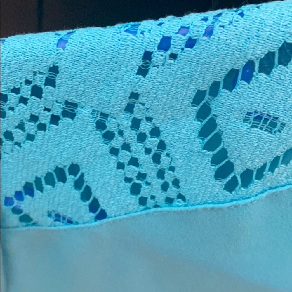 Blue Blouse - Picture 3 of 3